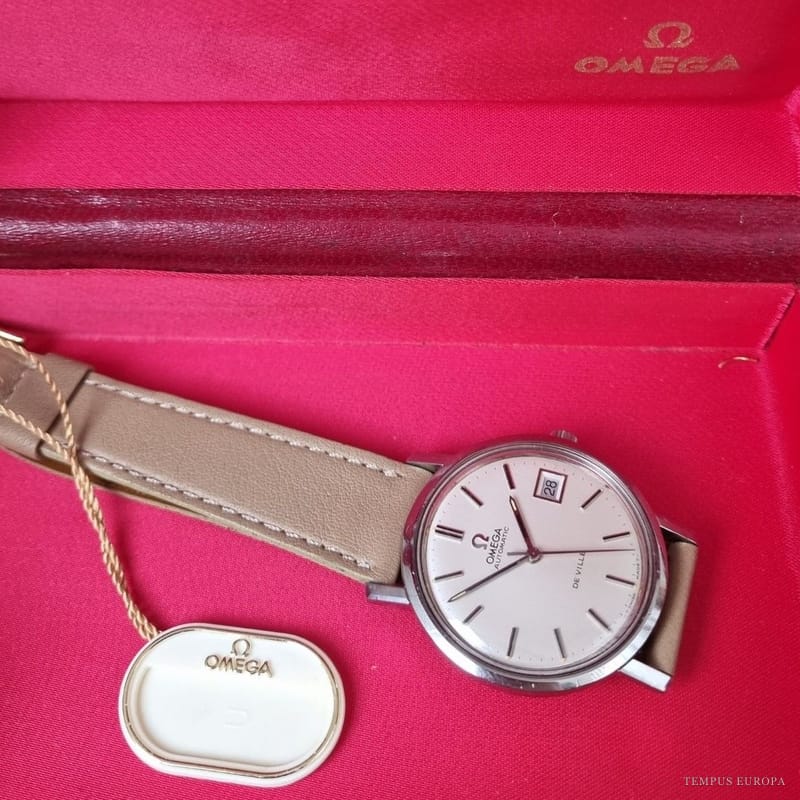 Omega watch running the calibre 1012, dial view