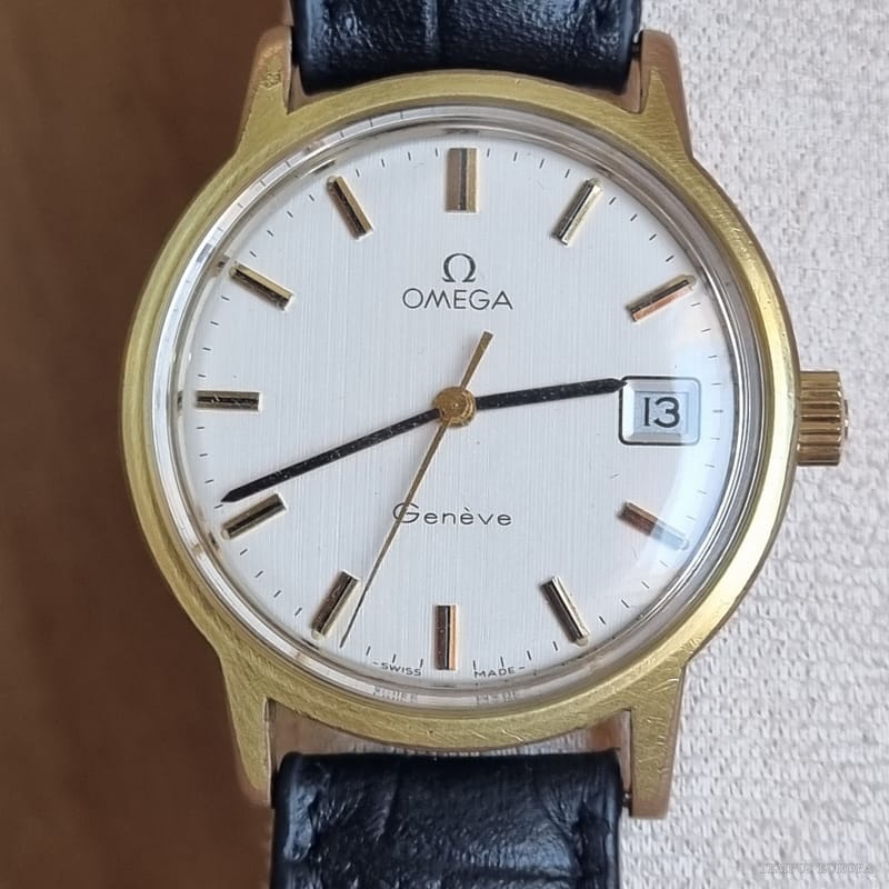 Reloj Omega con calibre 1030, esfera