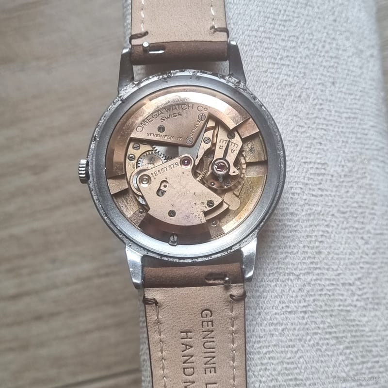 Omega calibre 332 movement, opened and seen from the bridge side