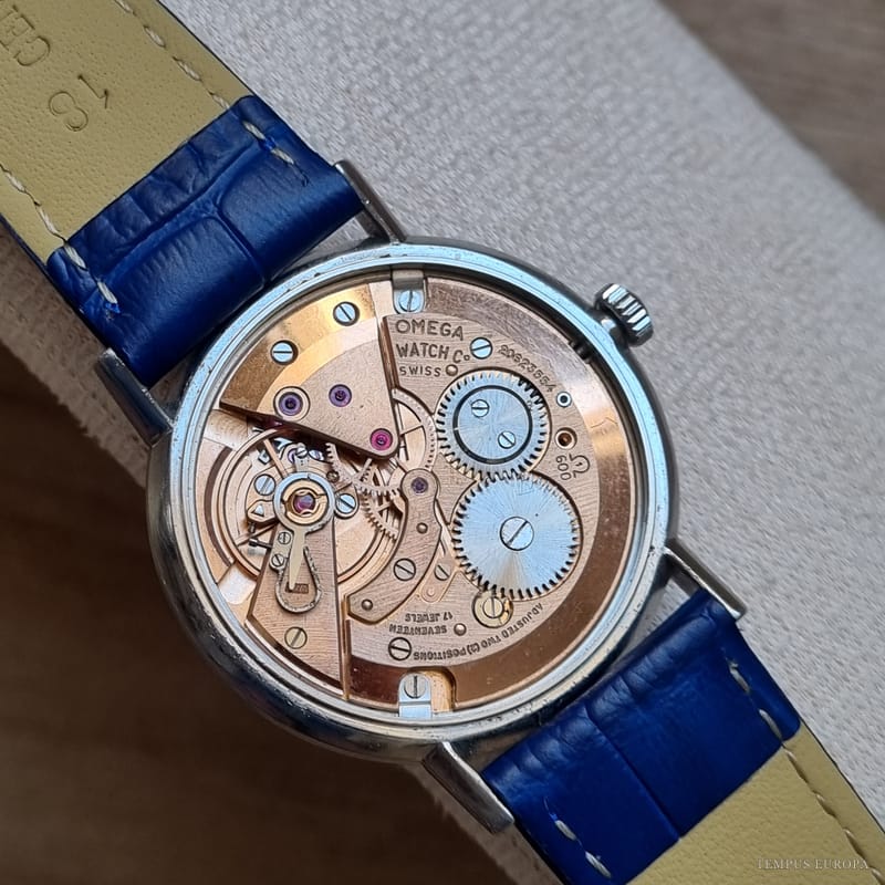 Omega calibre 600 movement, opened and seen from the bridge side